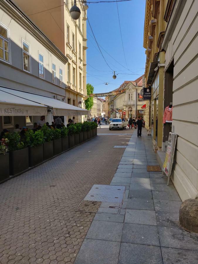 Metropolis Apartments Загреб Экстерьер фото